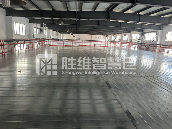 电子设备阁楼货架2600.jpg