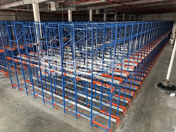 穿梭车密集系统库600.jpg 穿梭车密集系统库600.jpg